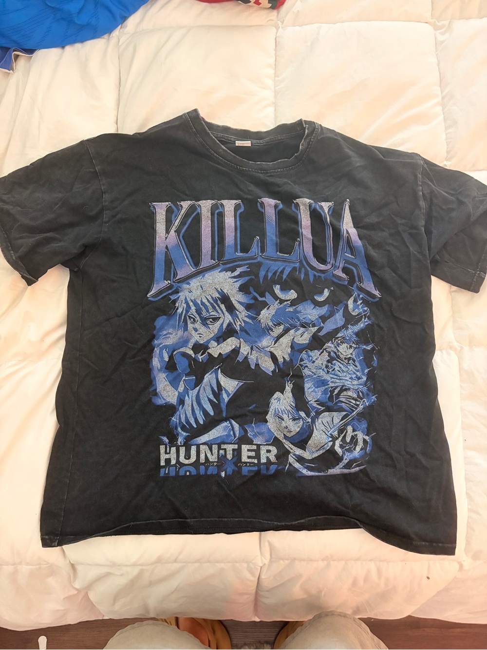 Killua / Hunter x Hunter - Distressed Vintage Graphic Tee